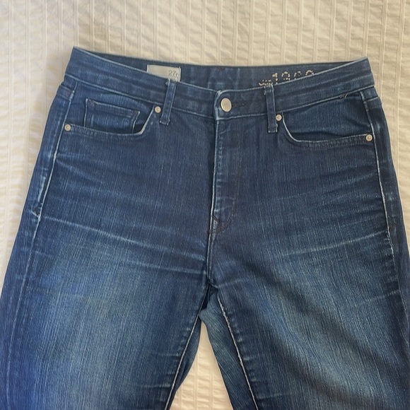 Gap High Rise Skinny Dark Wash Jean - Picture 2 of 7